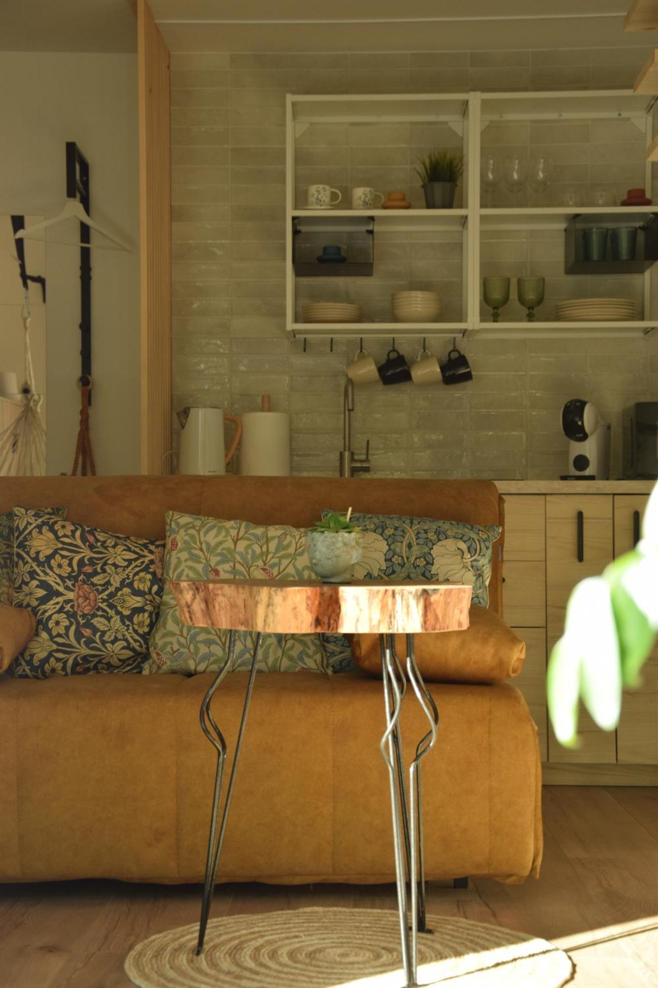 A&J Apartments ไคลเพดา ภายนอก รูปภาพ